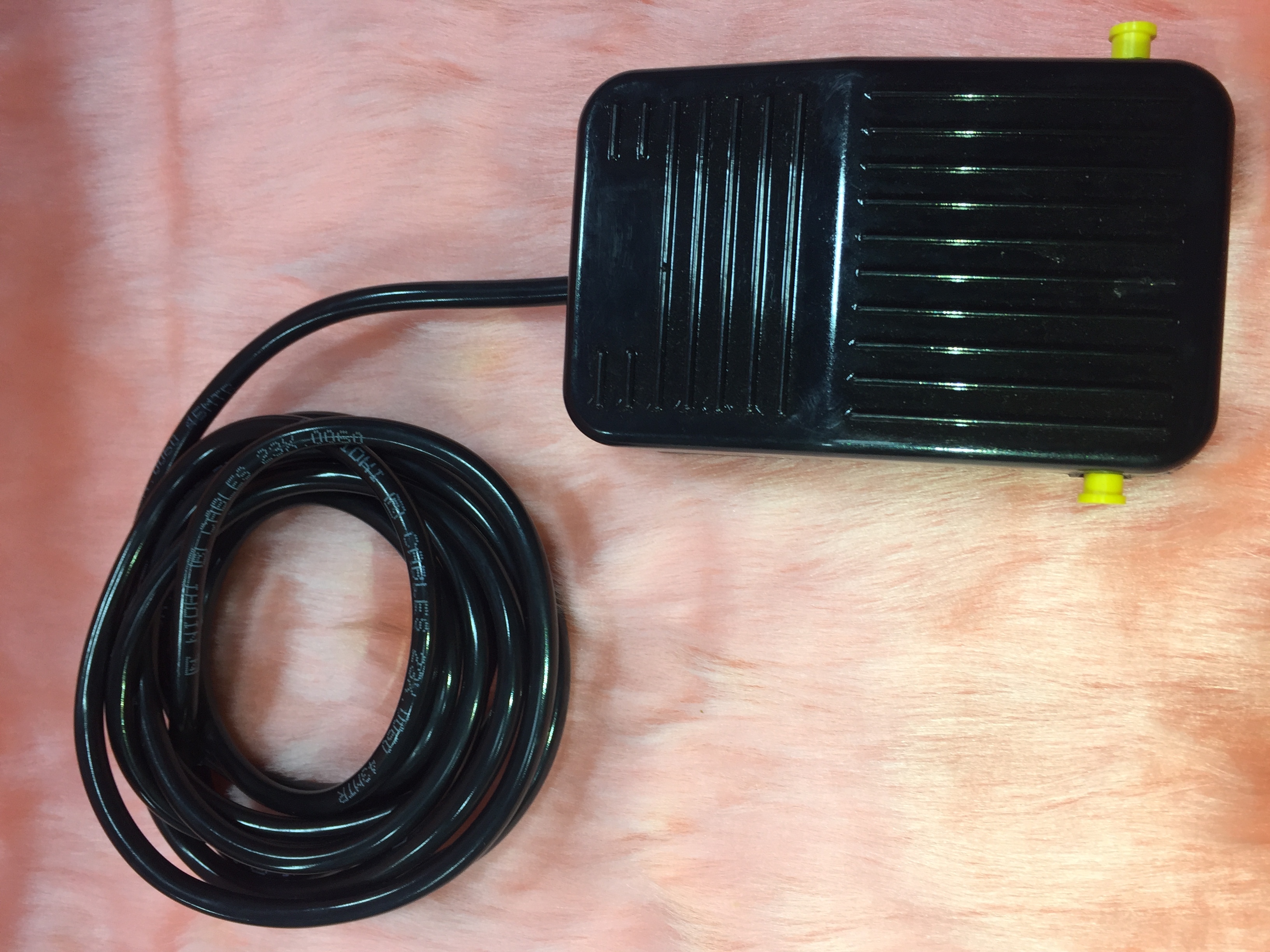 Single Paddle Footswitch Color Code: Blue
