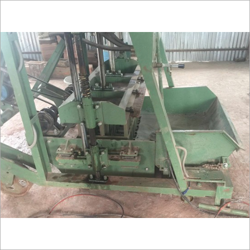 Hollow Solid Block Machine - Automatic Operation, Capacity 1500-2000 Blocks Per Hour, Green Color | 1 Year Warranty, Ideal for Construction