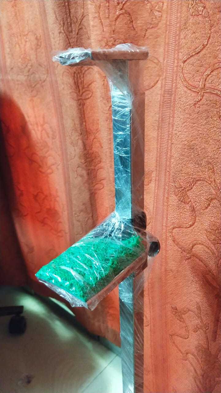 Steel Foot Operated Sanitizer Dispenser (Stainless Steel)