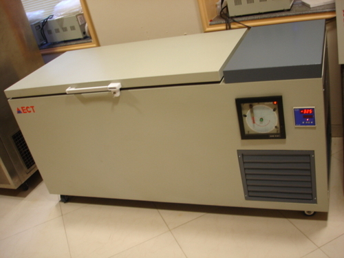 अल्ट्रा लो टेम्परेचर फ्रीजर (-80 डिग्री सेल्सियस)