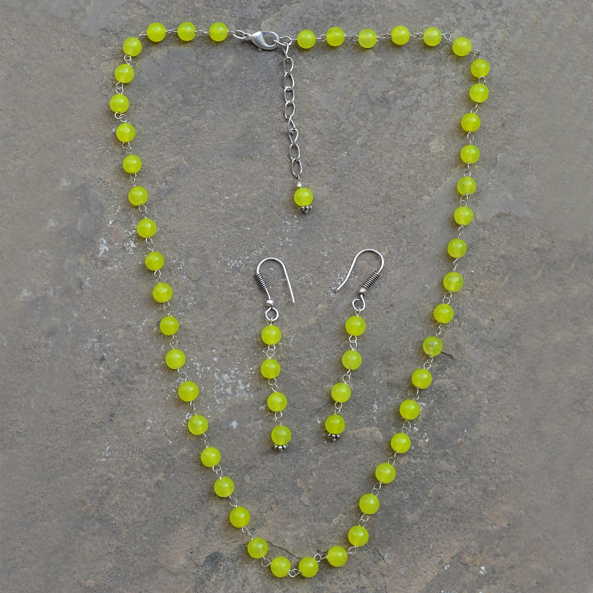 Lime Yellow Quartz Silver Necklace Set Pg-156669 Size: 0.6x47 Cm.