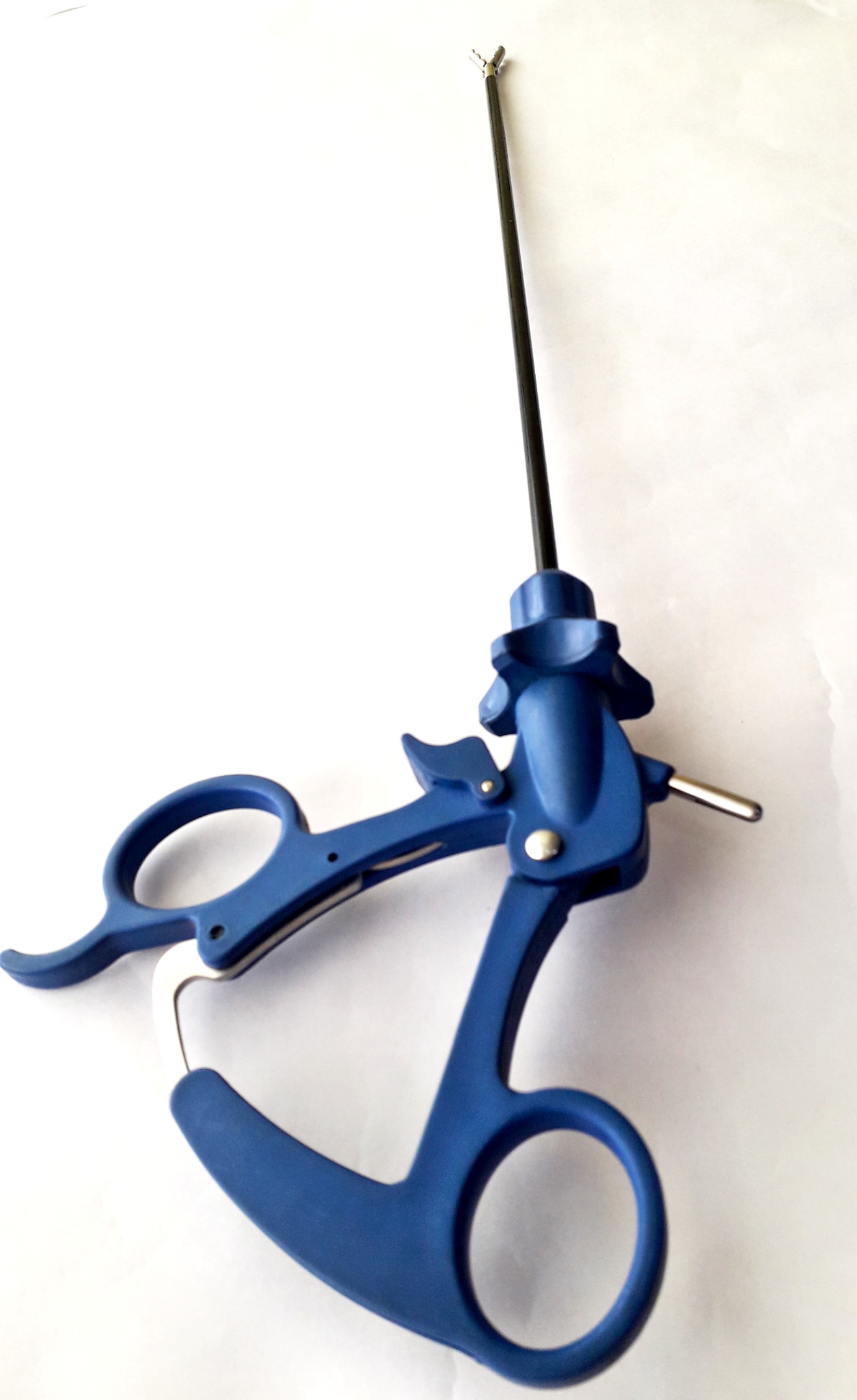 Laparoscopy Monopolar Tenaculam Forcep Dimension(l*w*h): 12x4 Inch (In)
