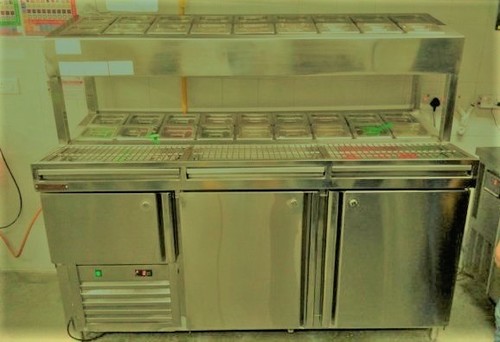 Pizza Makeline - Stainless Steel, 60" x 30" x 36" | 2 Adjustable Shelves, Compressor Refrigeration System, 33°F - 38°F Temperature Range, 110V Voltage