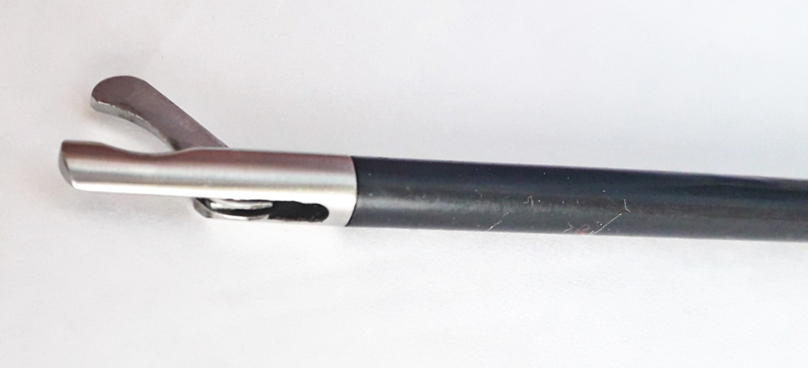 Hook Scissor Application: For Hospital & Lab
