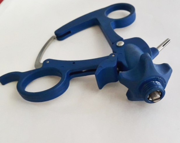 Laparoscopy Crocodile Grasper Application: Hospital