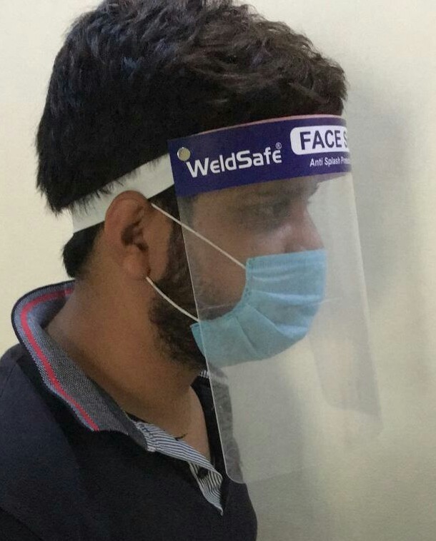 Transparent Anti Splash Face Shield - 254mm Height X 317mm Width, Reusable With Complete Coverage For Eyes, Nose And Mouth, Suitable With Masks And Goggles