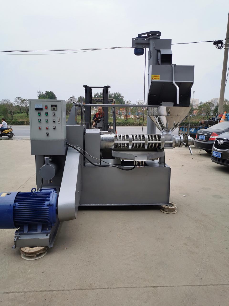 Commercial Sarso Oil Making Machine - Automatic Grade: Semi-automatic
