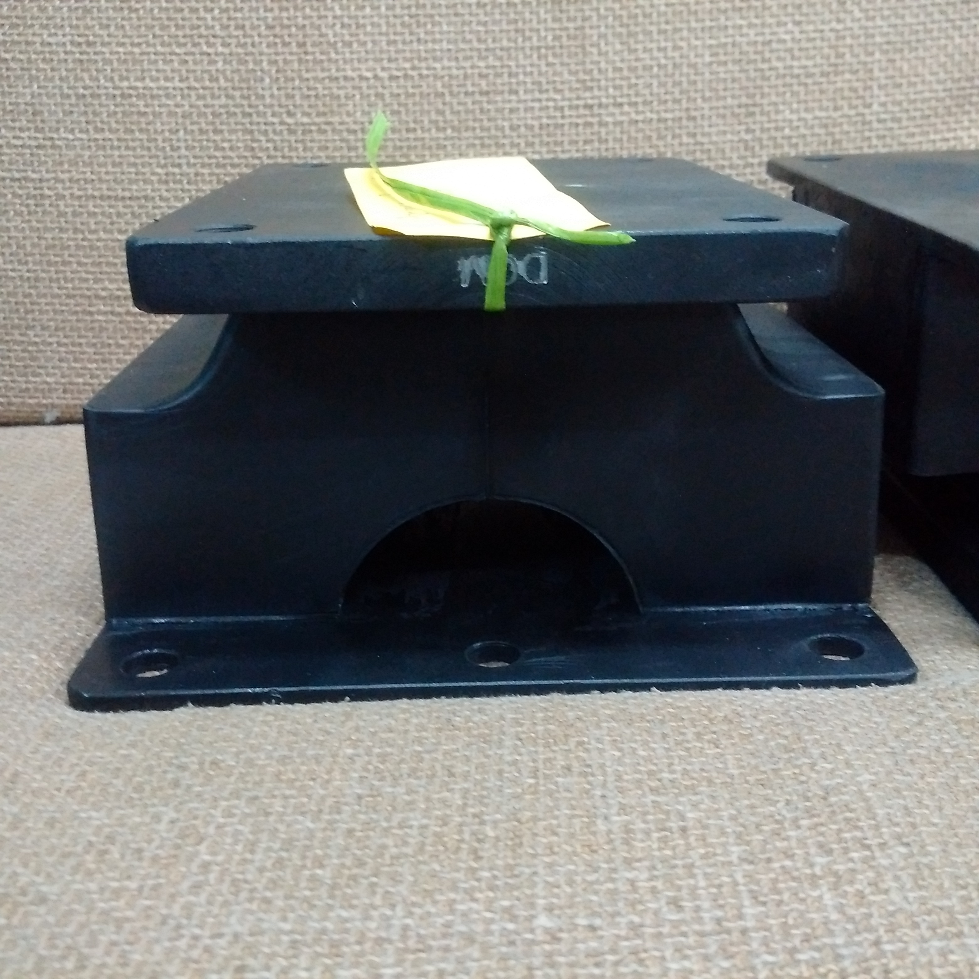 Black Heavy Marine Engine Mount
