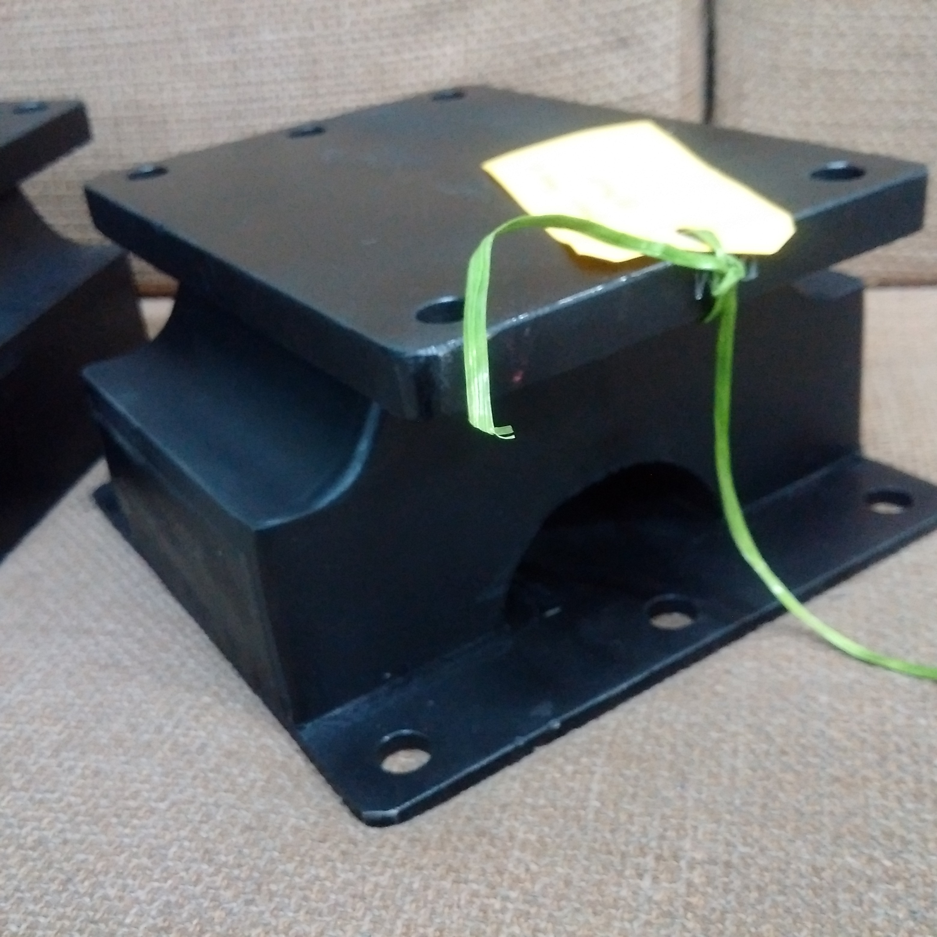 Black Heavy Marine Engine Mount