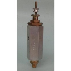 Lubricated Auxiliary Valve Air Compressor