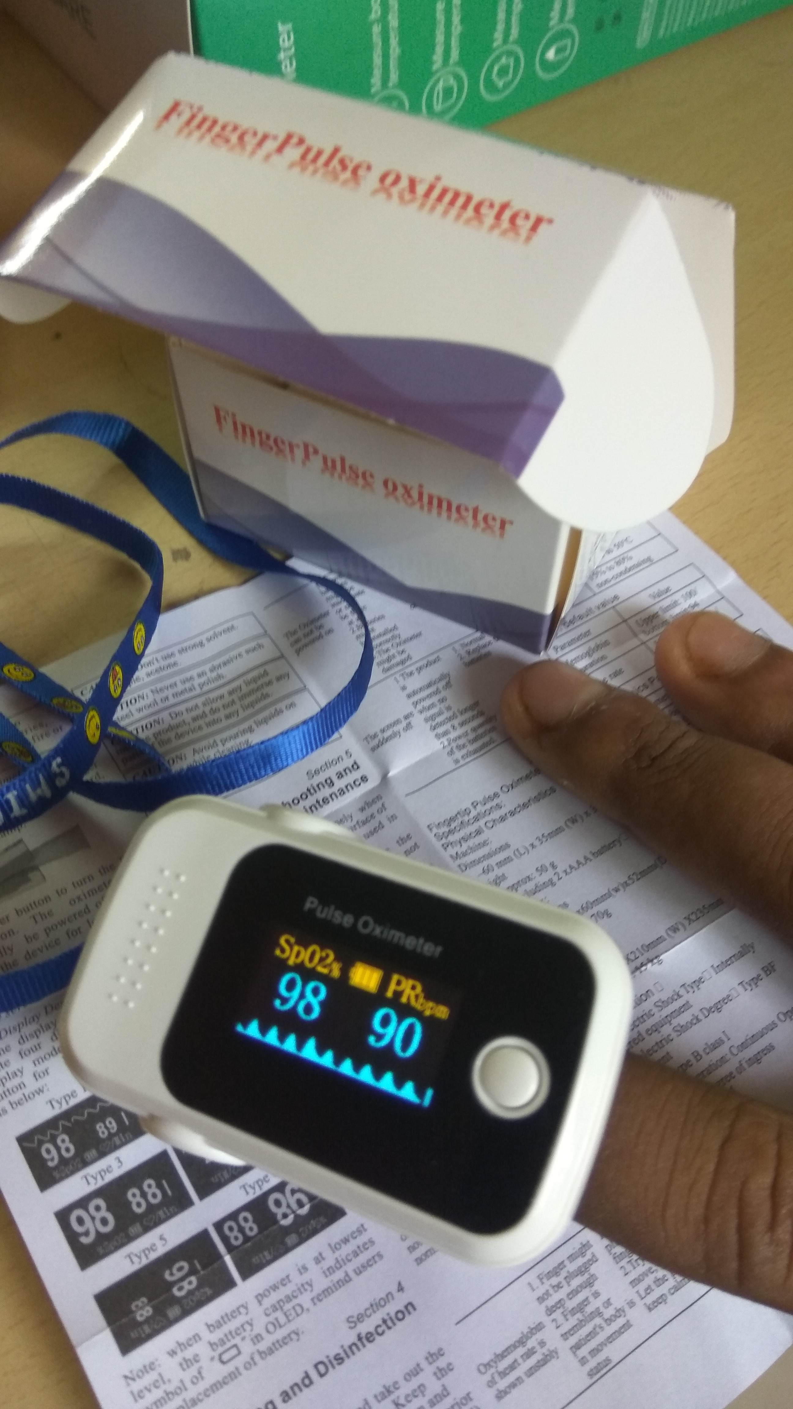 Finger Pulse Oximeter Gender: Unisex