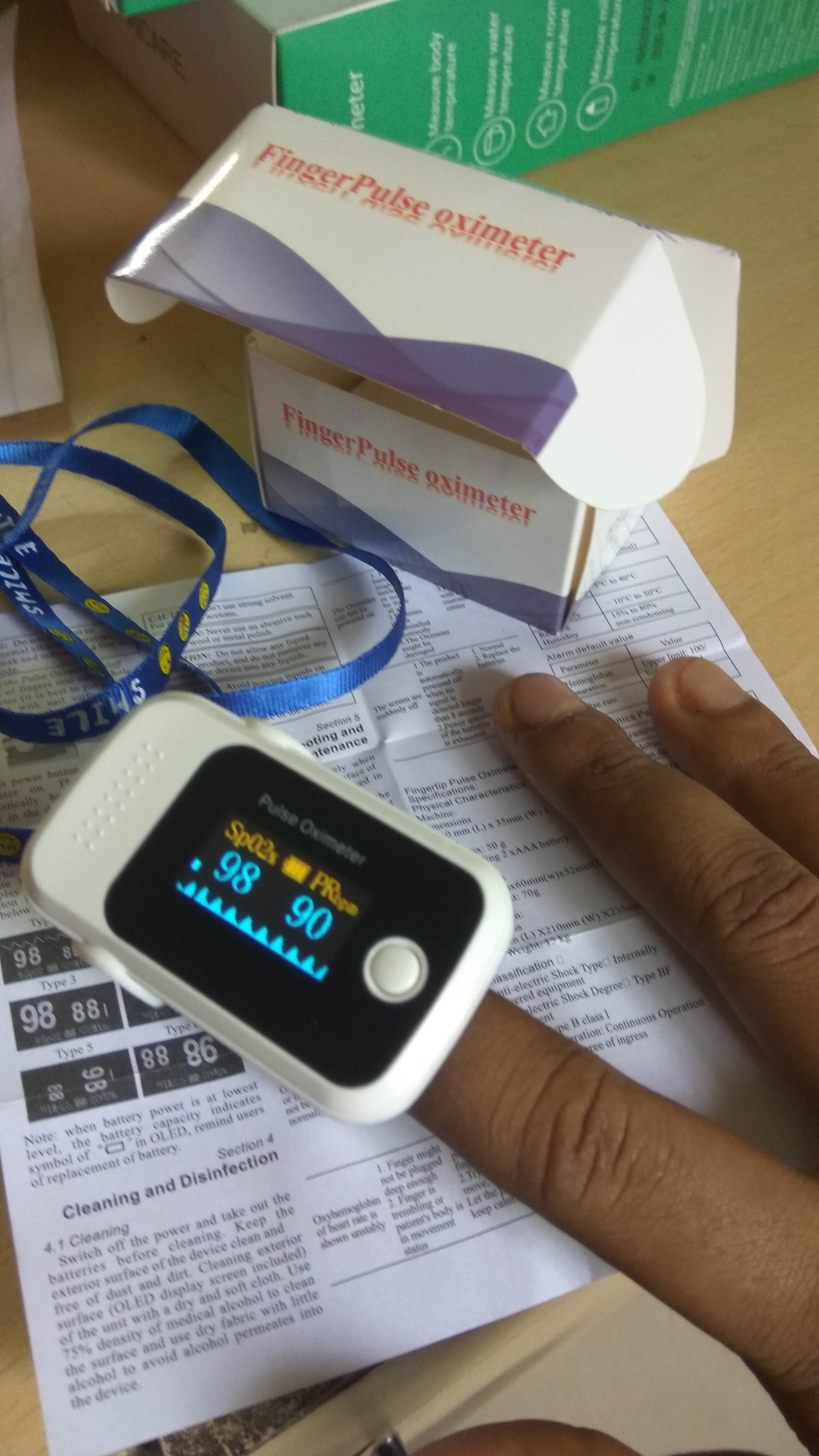 Finger Pulse Oximeter Gender: Unisex