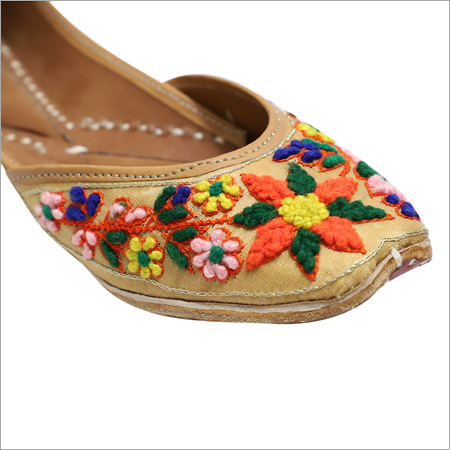 Phulkari Work Jutti