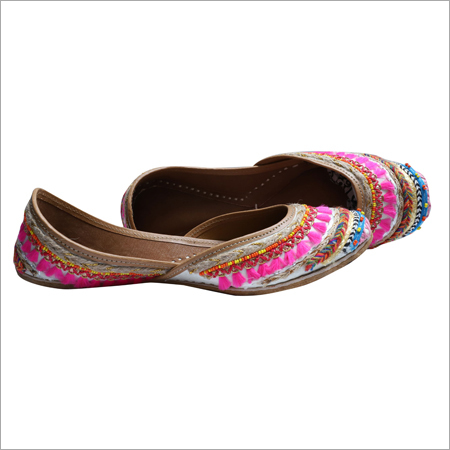 Multi Color Thread Jutti