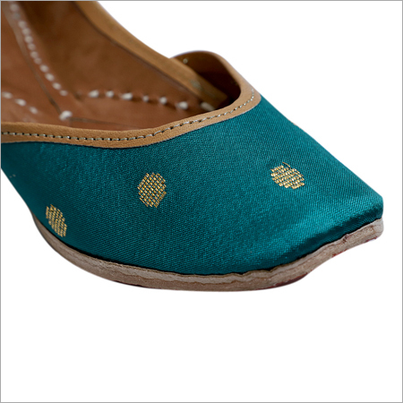 Green Color Fabric Jutti