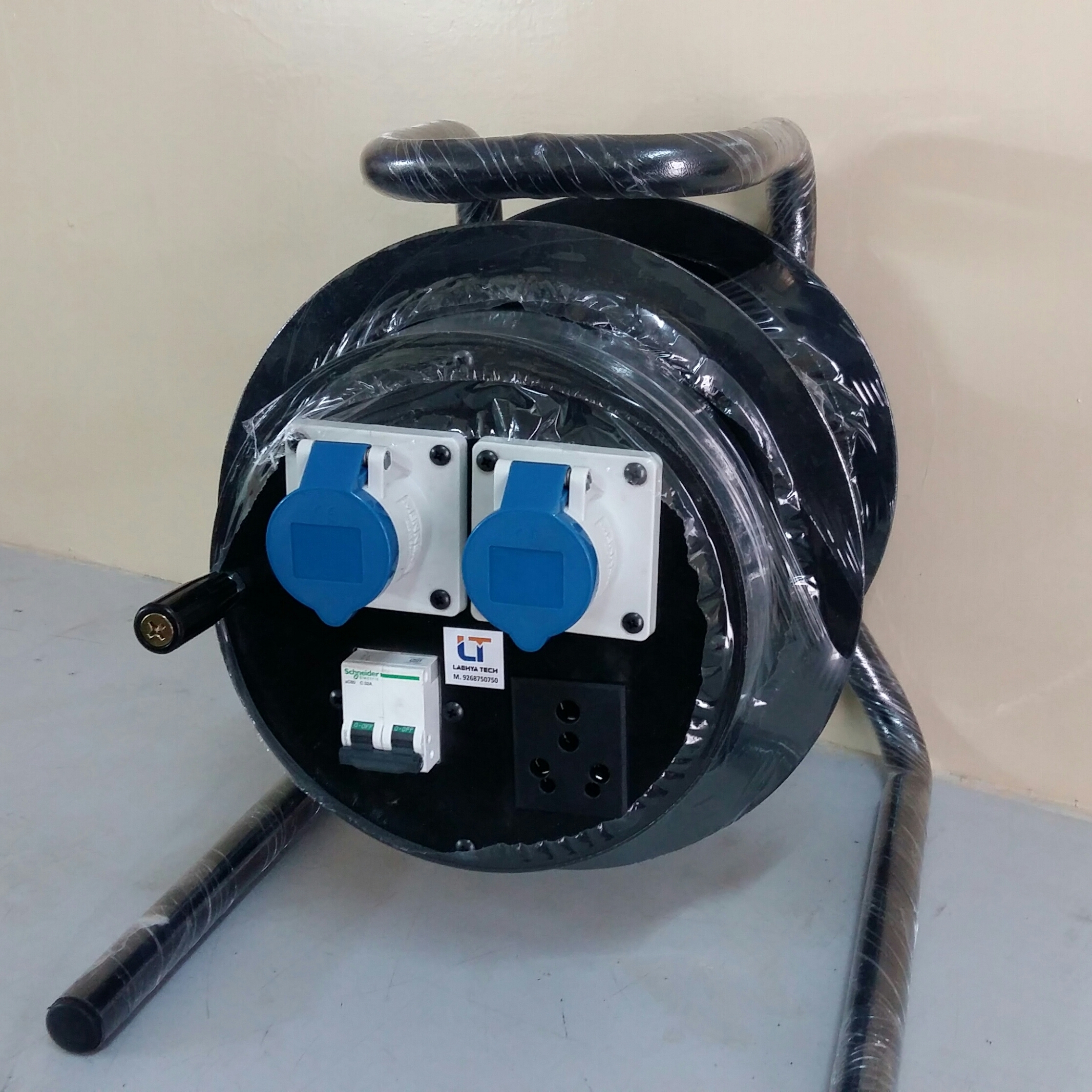 Cable Reel 16amp Socket With Mcb