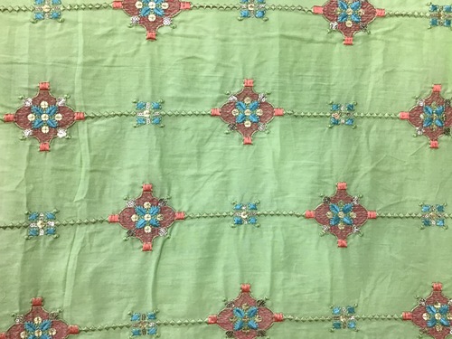 सूती कढ़ाई का कपड़ा