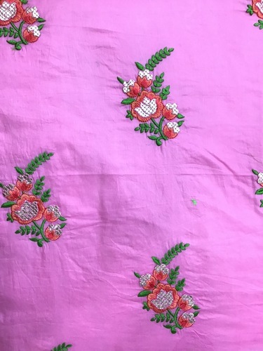 सूती कढ़ाई का कपड़ा