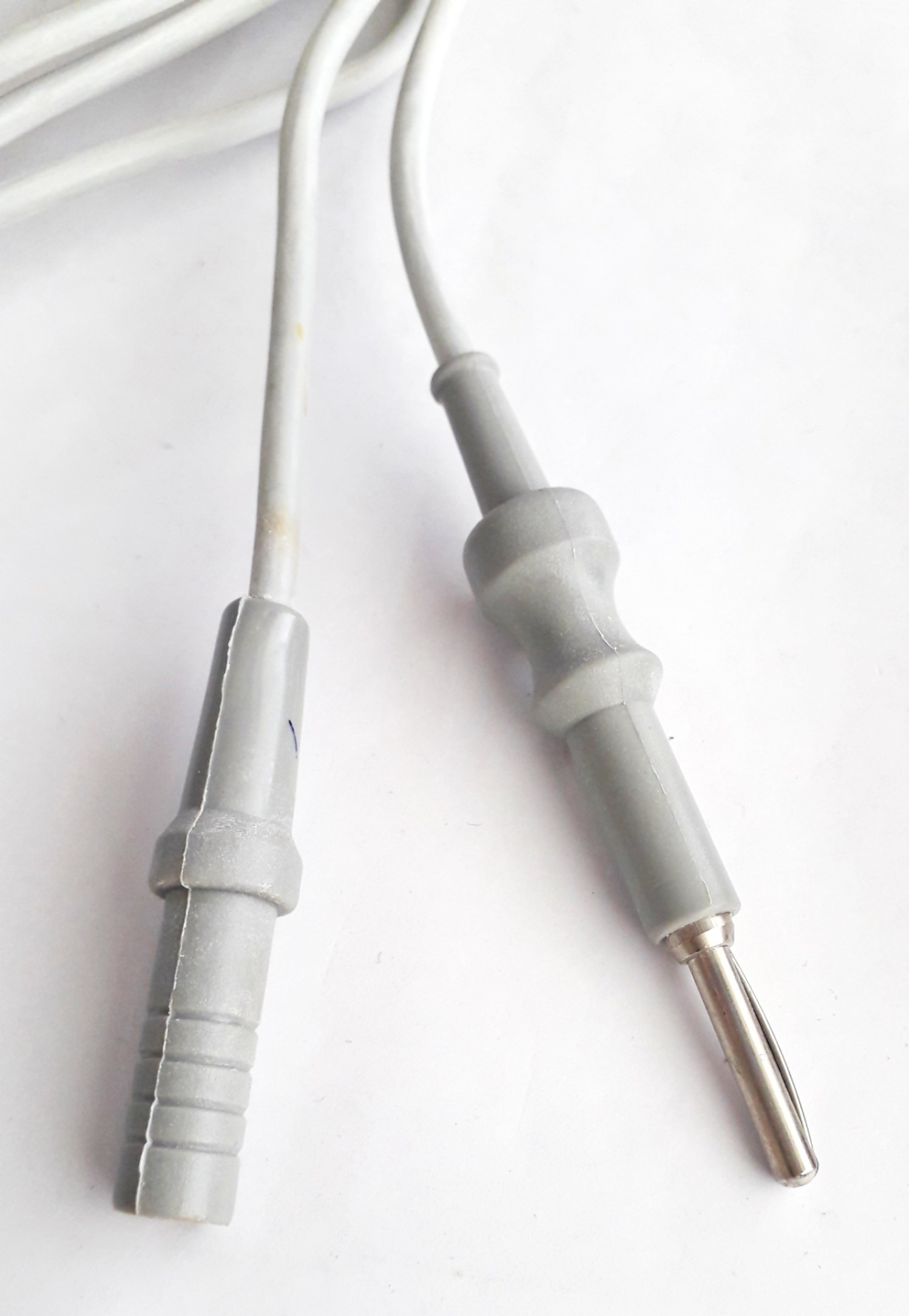 Monopolar Cable Cord - 24 / 0.2mm Silicon Rubber Insulated, 3 Meter Length, Gray & Blue | Autoclavable For Hospitals & Clinics