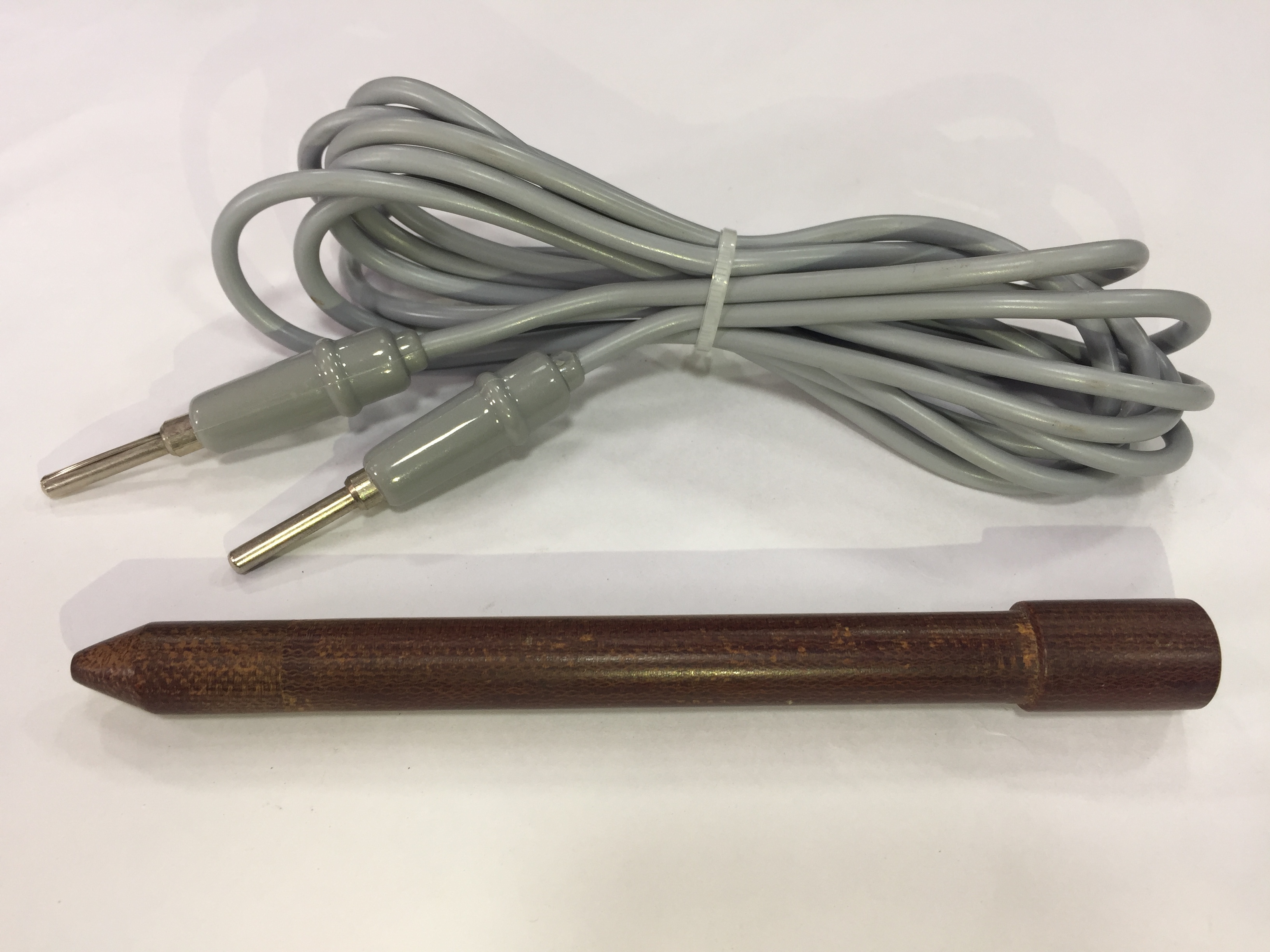 Surgical Monopolar Active Chuck Handle - 3/32 Inch Jack Pin Size | Portable, For Hospital Use, New Condition