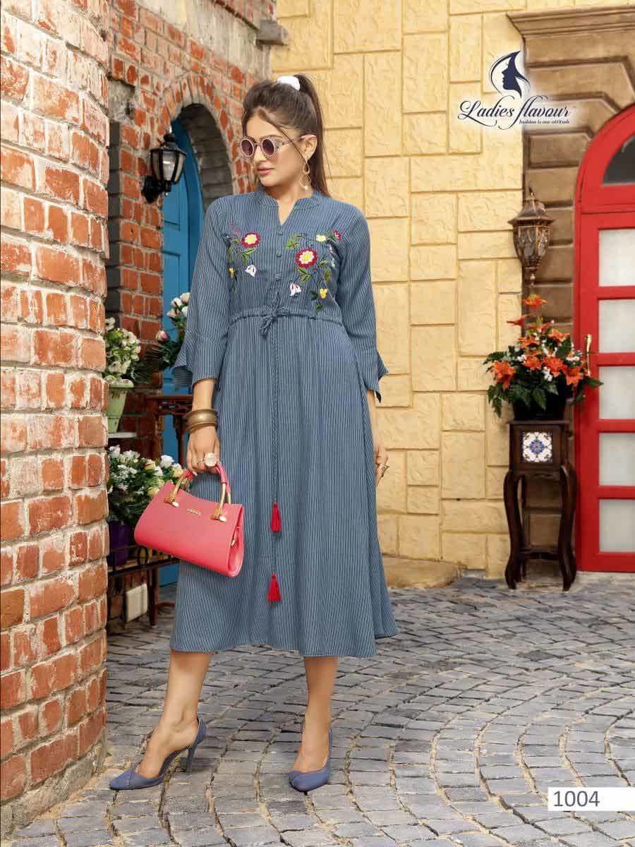 Elite Ladies Flavour - Heavy Rayon 3d Stripes Kurti | Embroidered Design, Available In Sizes M To 3xl, Ideal For All Seasons