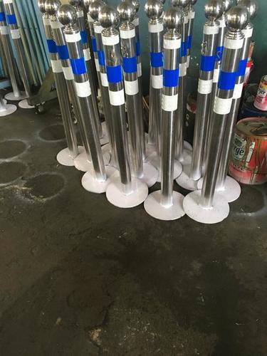 Traffic Bollard