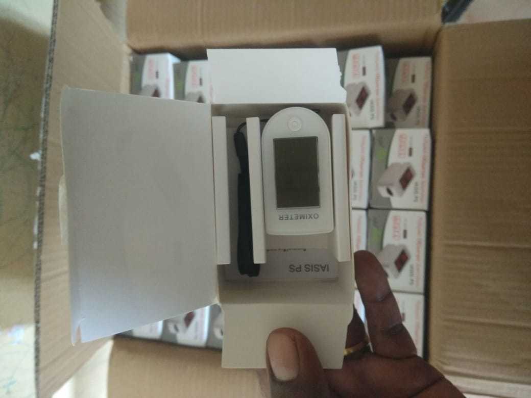 Pulse Oximeter - Plastic, 60x30x30 Mm , Oled Display, +/-2% Accuracy, Durable Design, Easy To Use, Fast Results, Portable, 50g Weight