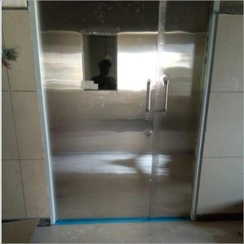 सिल्वर स्टेनलेस स्टील डोर