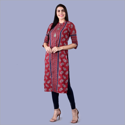 Maroon Ladies Cotton Cambric Kurti