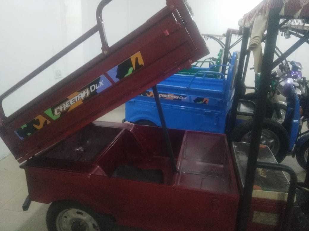 Electric Loader - Lead-acid Battery, 500kg Payload, 80km Range, 25km/h Speed | Durable, Eco-friendly, Easy Operation, Reliable, Low Running Cost