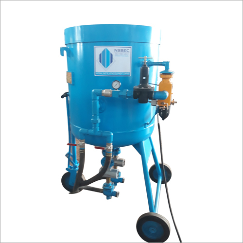 शॉट पीनिंग के लिए पोर्टेबल ब्लास्टिंग मशीन