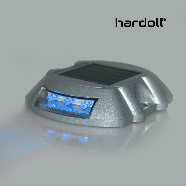 Solar Road Stud Blue - Aluminum Alloy 107x95x24 Mm | 6 Led Lights 800m Visibility Ip67 Waterproof 12-14 Hours Working Time 20 Tons Load Capacity
