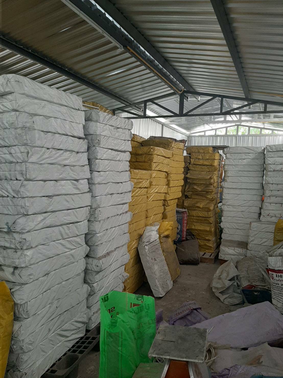 Charcoal Rod - Coconut Shell Material, 10kg Carton Size (47x20.5x17.5cm) | Secure Ordering, Fast Shipping, Long Burning Time 4-6 Hours