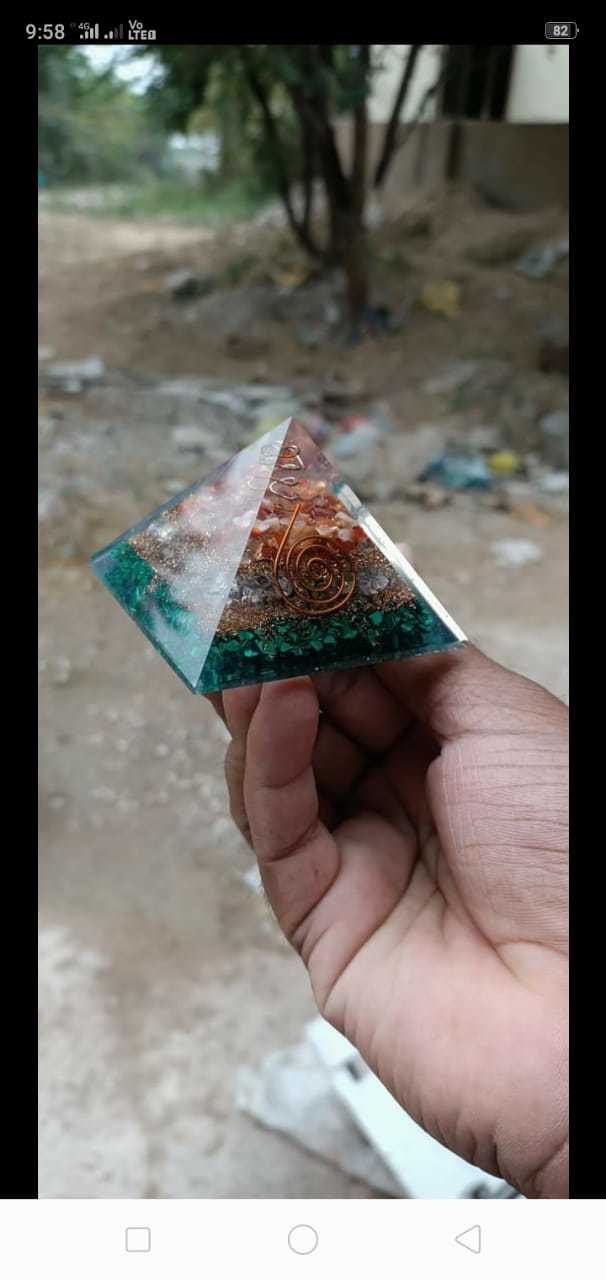 Pyramid Chakra Items - Chalcedony, 70/75 Mm | Promotes Peaceful Atmosphere, Elegant Decorative Piece, Visually Stunning Design