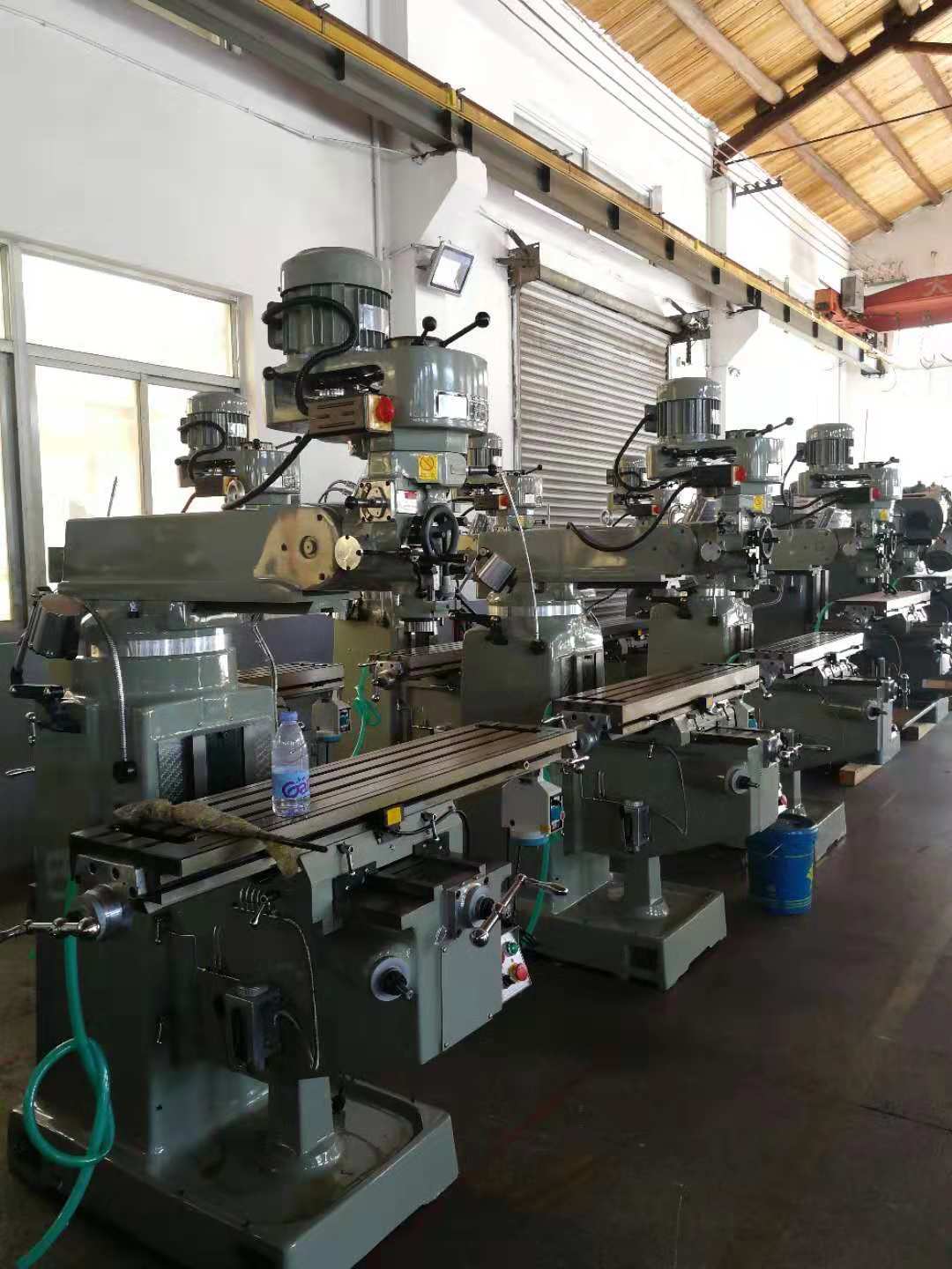 Green Turret Milling Machine 3hg