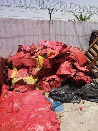  रेड लेटेक्स रबर स्क्रैप