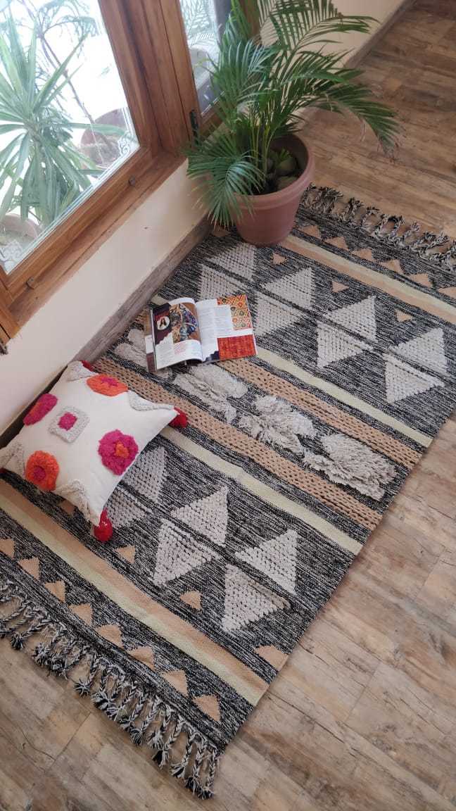 Cotton Pile Room Rug - Handmade Cotton, 4x6 Size, Grey Color | Customizable Design, Soft Texture, Washable For Versatile Use