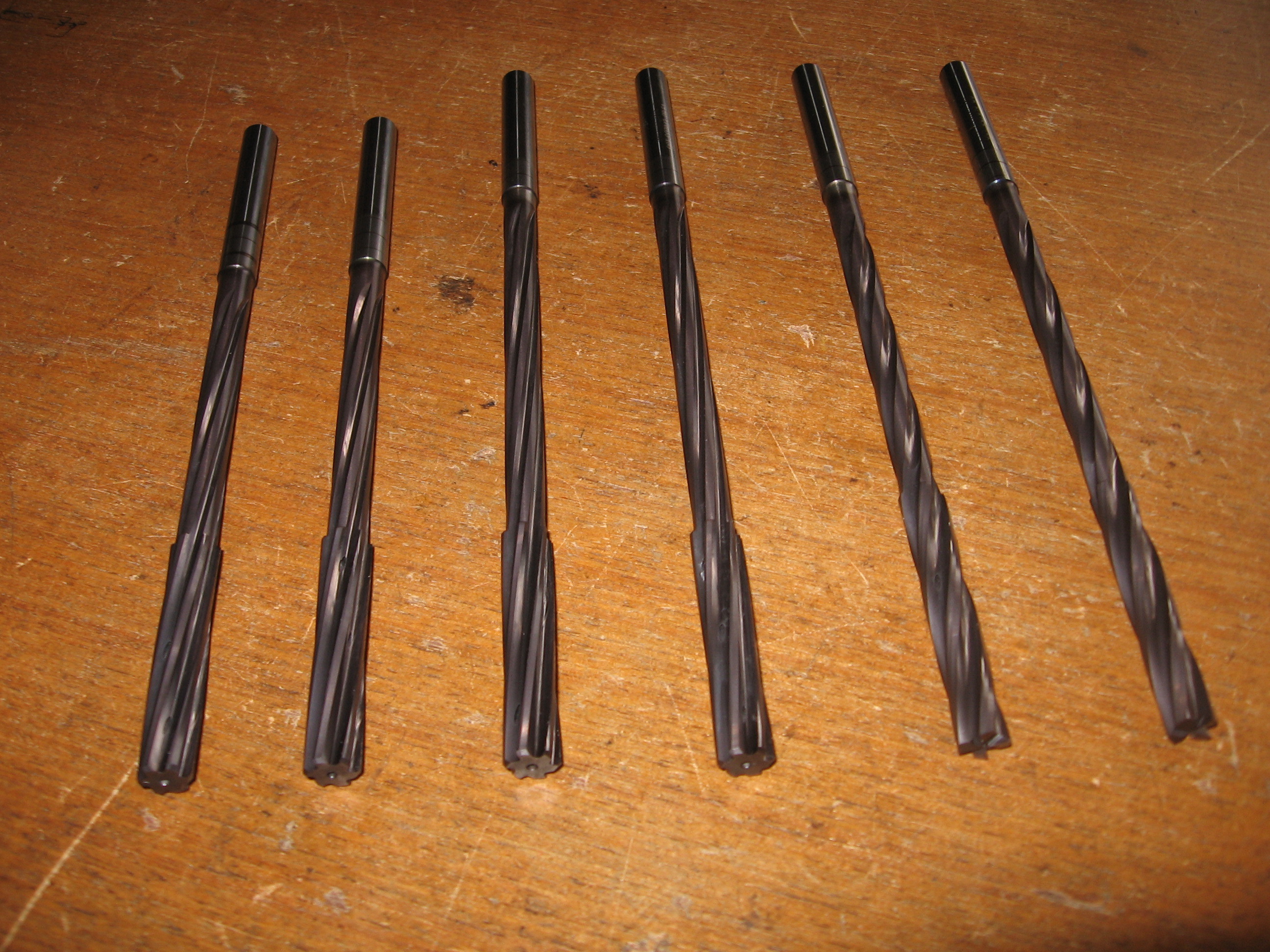 Machine Reamer - High Speed Steel, Pvd Coating, Hardness 63-65 Hrc | Rust Resistant, Easy To Fix, Precision Tool For Cnc And Conventional Machines