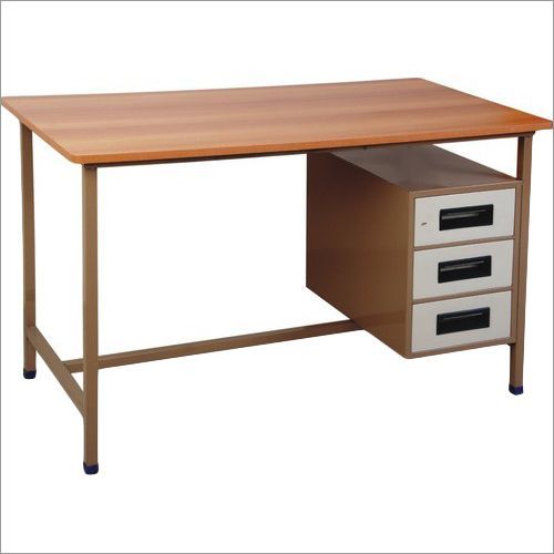 Office Table - Customized Size 1500x750x750 Mm | Eco-friendly, Uv Resistant, Easy To Clean, Durable, Machine Made, Leg Rest Function