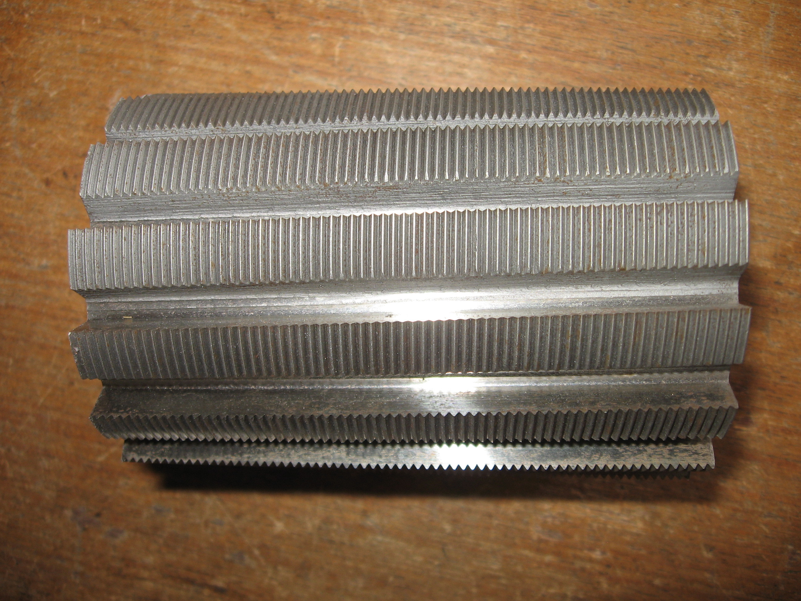 Serration Cutter - Color: Grey