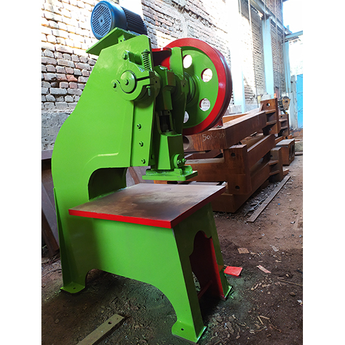 Footwear Cutting Machine