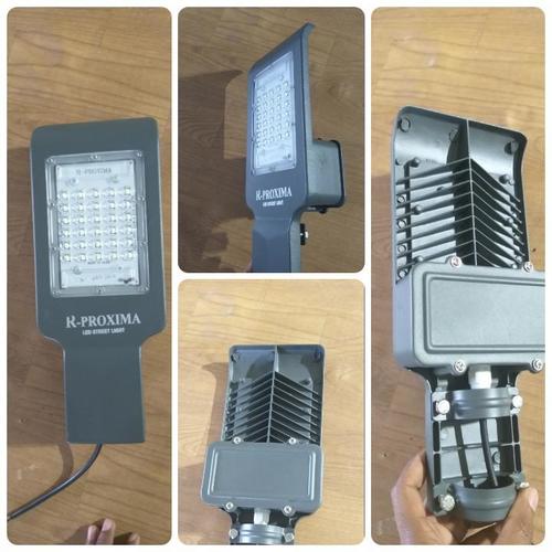 Gagre 30 Watt Street Light Lance Model