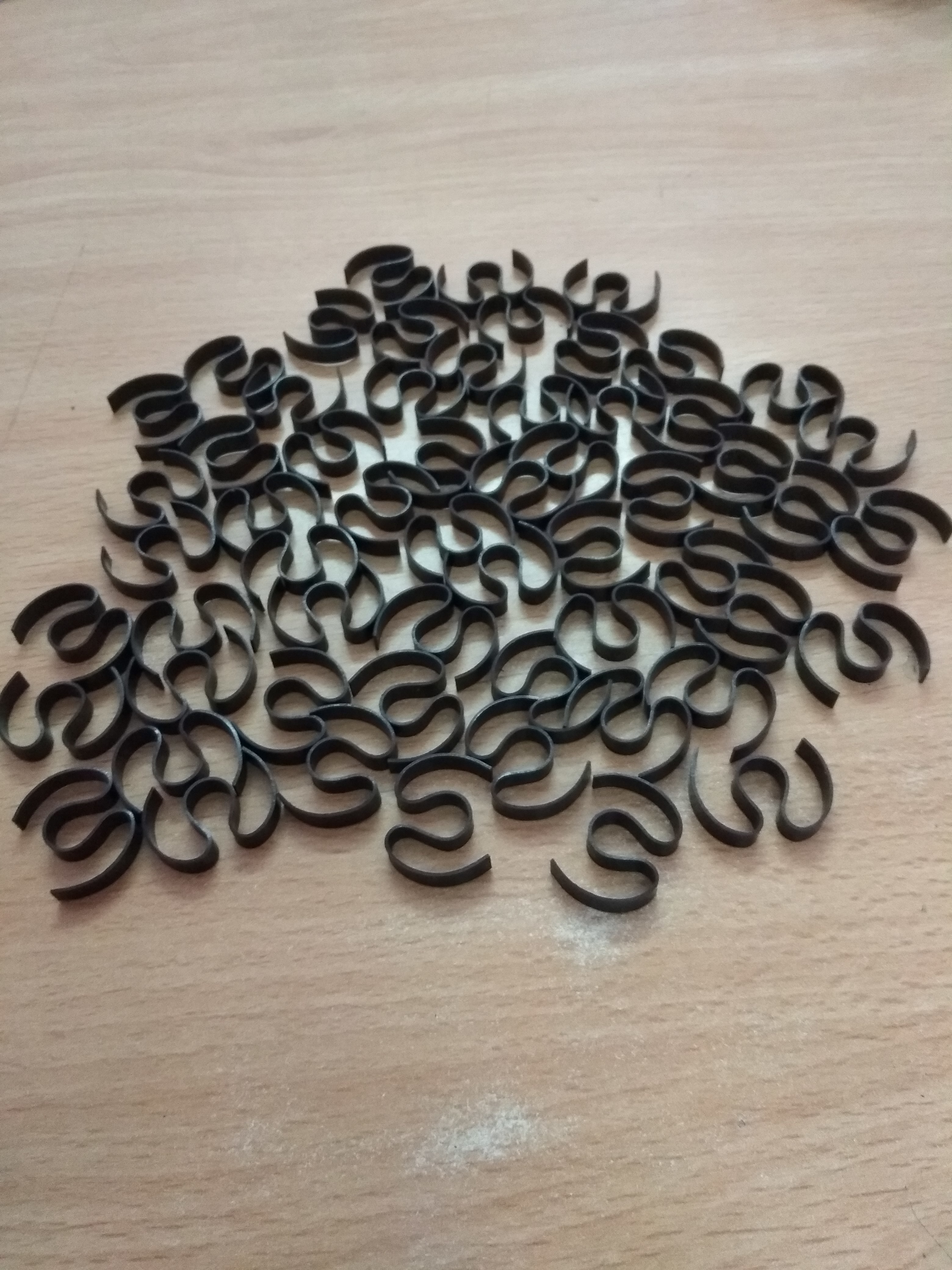 Earth Clamp - 0.6mm Thickness X 26mm Outer Diameter | Steel, Black Finish For Textile Machinery Use