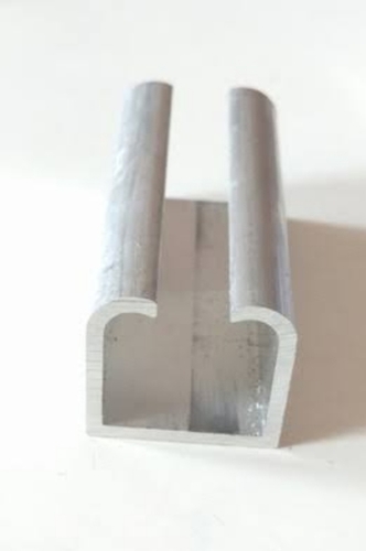 एल्युमिनियम स्लाइडिंग ट्रैक