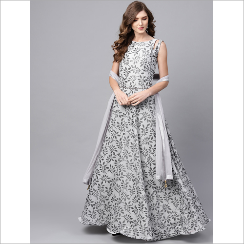 ग्रे लेडीज़ लीफ प्रिंटेड गाउन