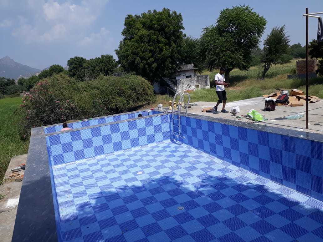 Glass Mosaic Tiles Application: Pool