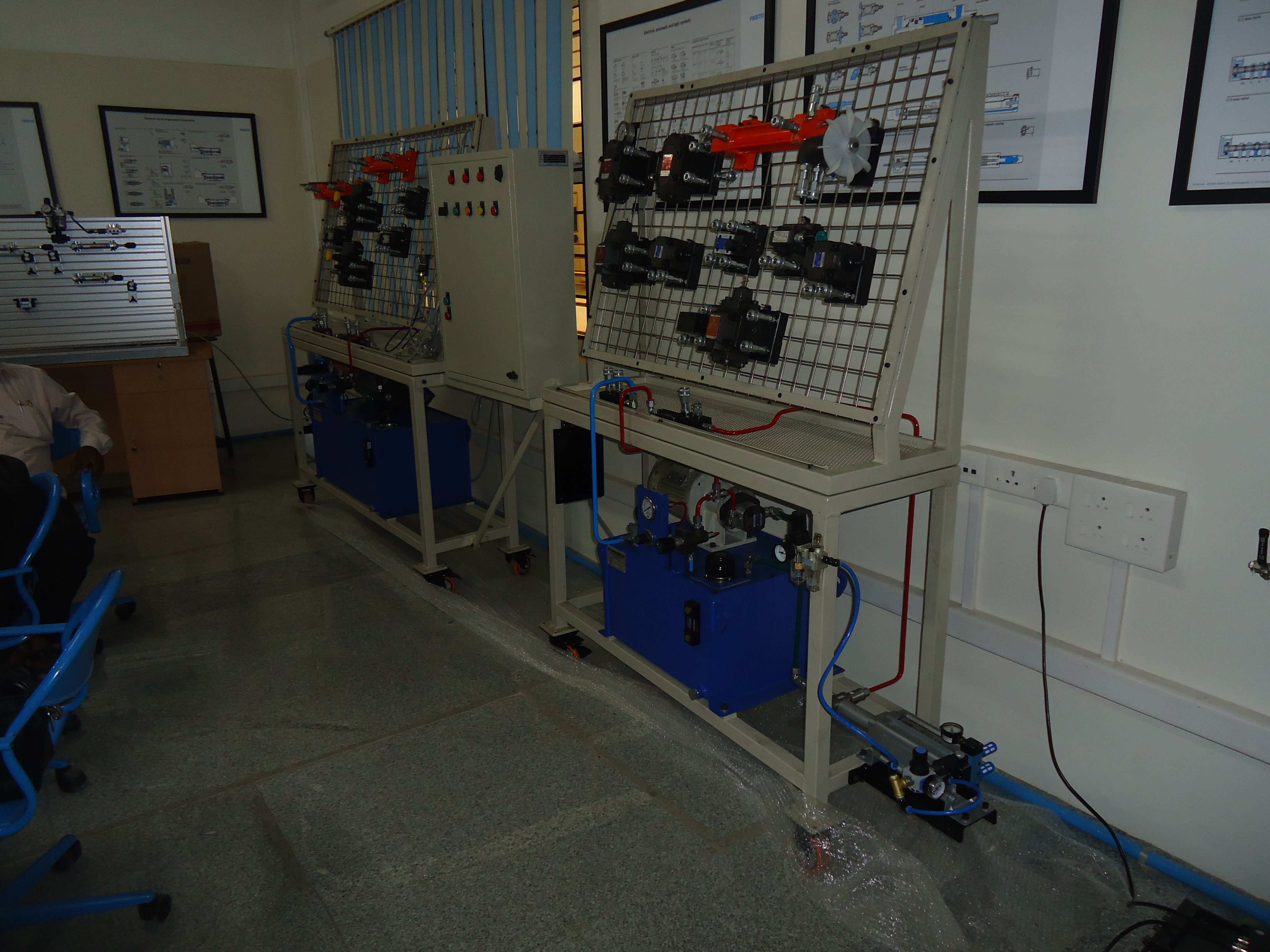 Semi Automatic Hydraulic Trainer Kit