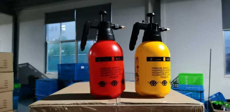 Pressure Sprayer - 2 Liter Capacity, Hand Crank Start Method | Versatile Agricultural Tools, Customizable Color Options