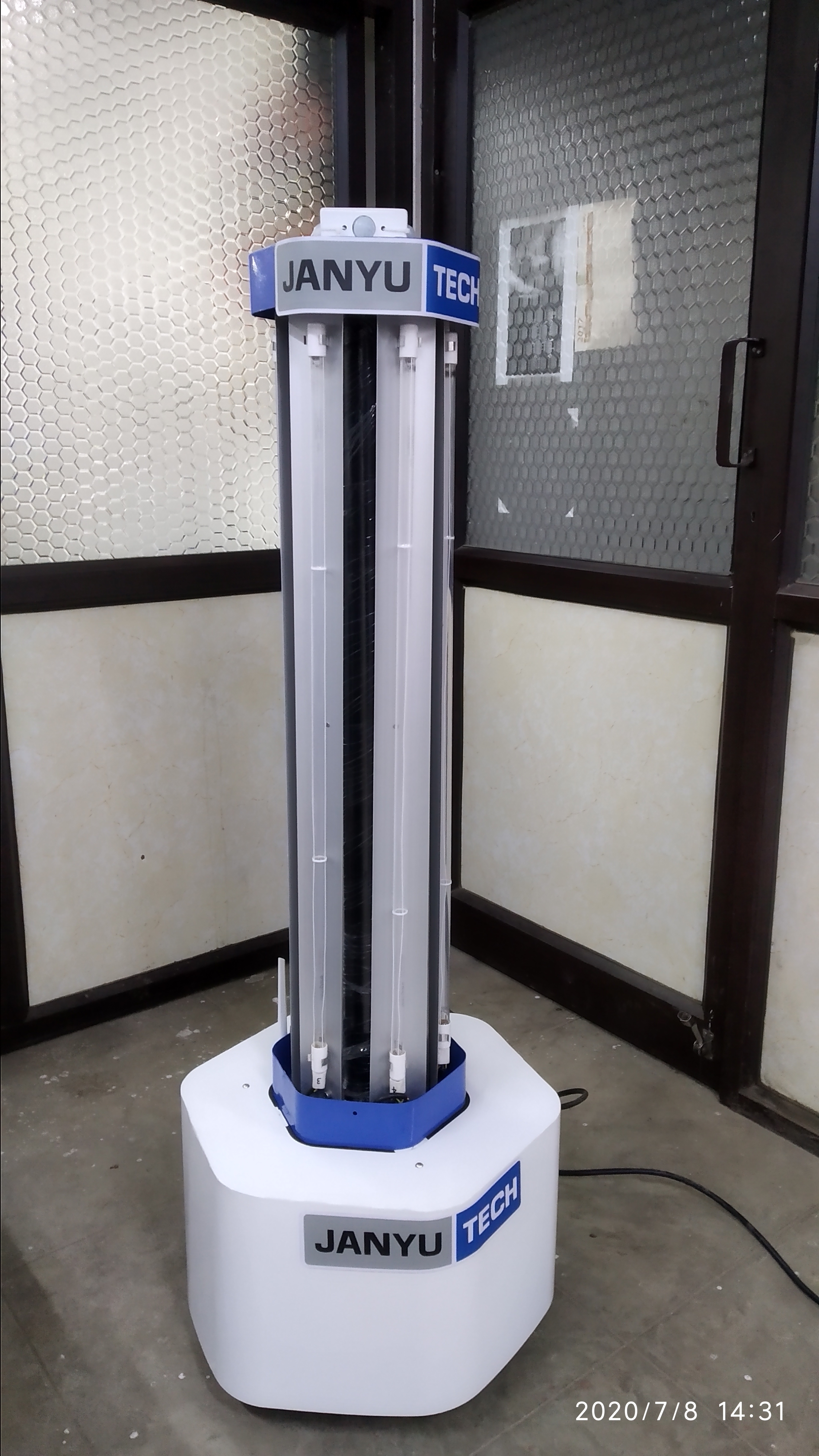 Uvc Super Blaster Disinfection Robot - Material: S.s. 316