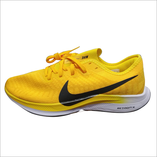 Yellow Mens Comfortable Training Shoes
